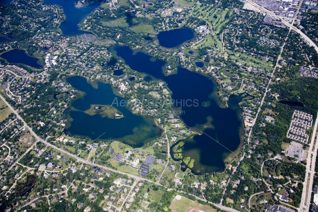 Lower Long Lake & Island Lake in Oakland County, Michigan